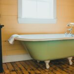 A green bath tub